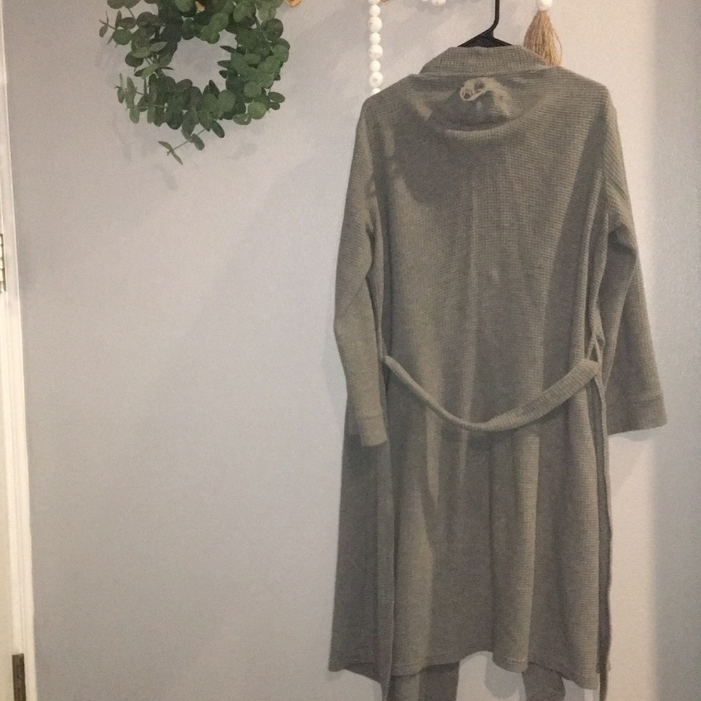 Gray Thermal Robe - Picture 3 of 4